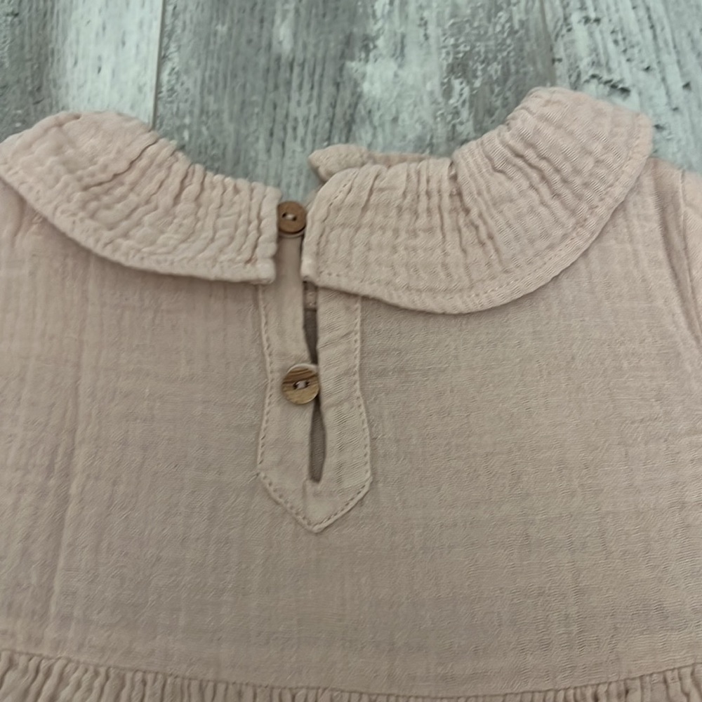 Zara Textured Ruffle Shirt - Picture 7 of 8